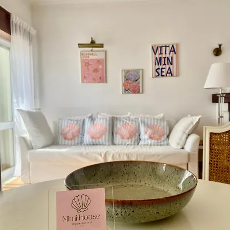 Διαμέρισμα Mimi House Center *