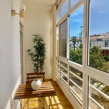 Mimi House Center * Λάγος