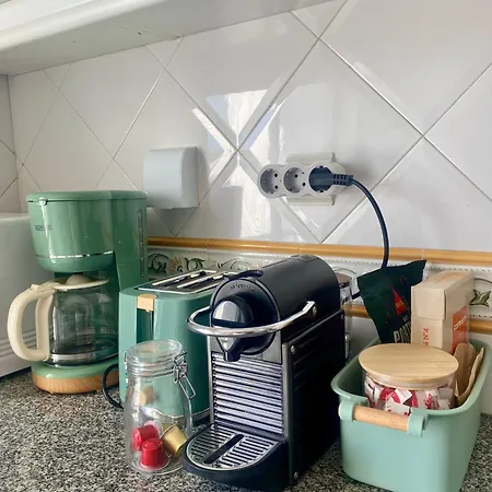 Mimi House Center * Λάγος